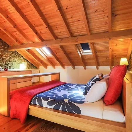 Casa D'arriba Bed & Breakfast Atouguia Da Baleia