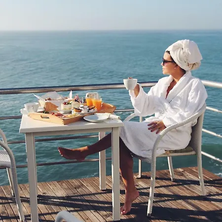 Casa D'arriba Bed and Breakfast Atouguia Da Baleia