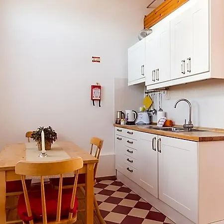 Casa D'arriba Bed and Breakfast 4*