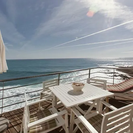 Casa D'arriba Bed & Breakfast Atouguia Da Baleia